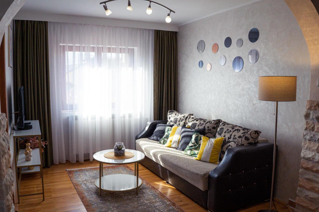 Apartament Milcov กูรา ฮูมอรูลุย ภายนอก รูปภาพ